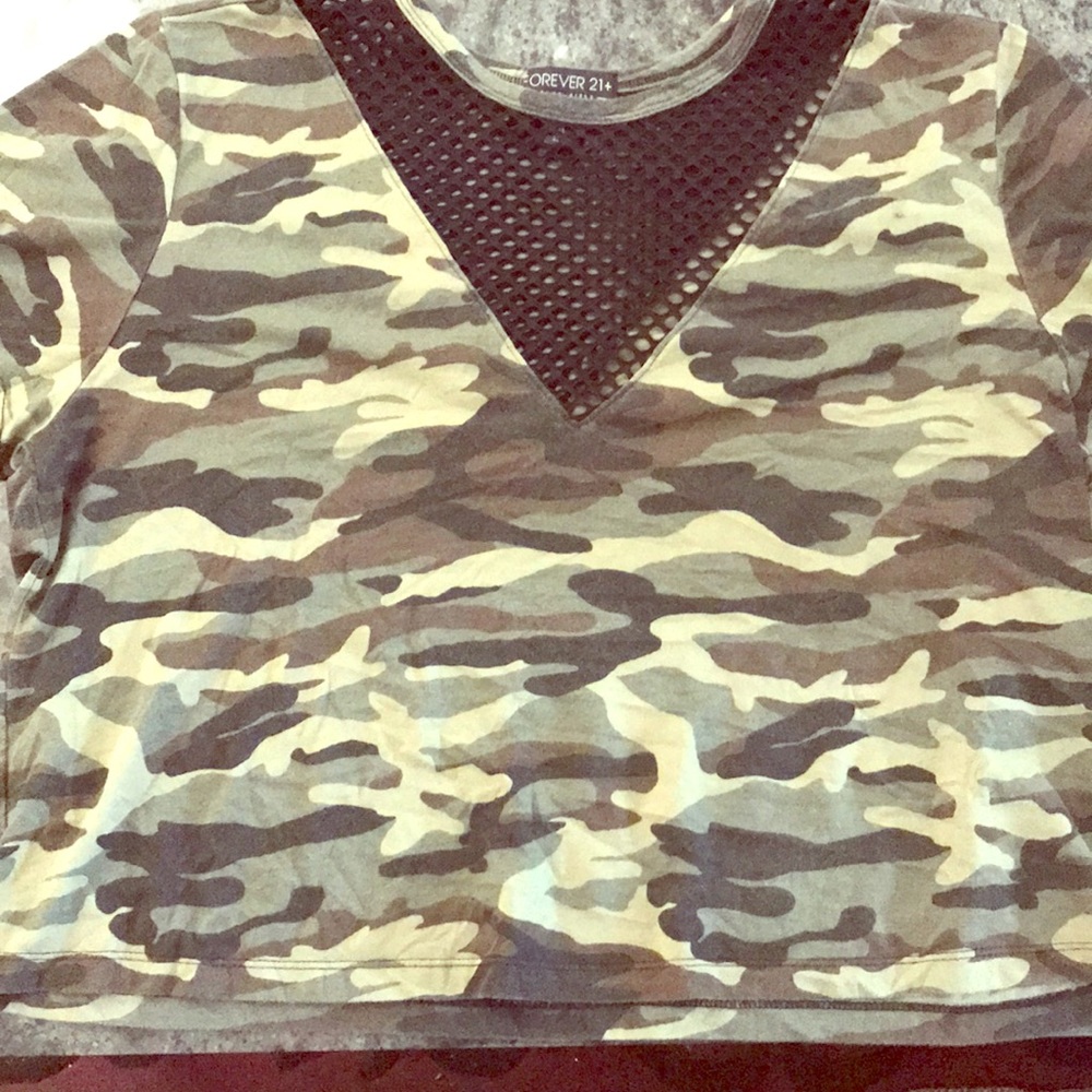 Crop top